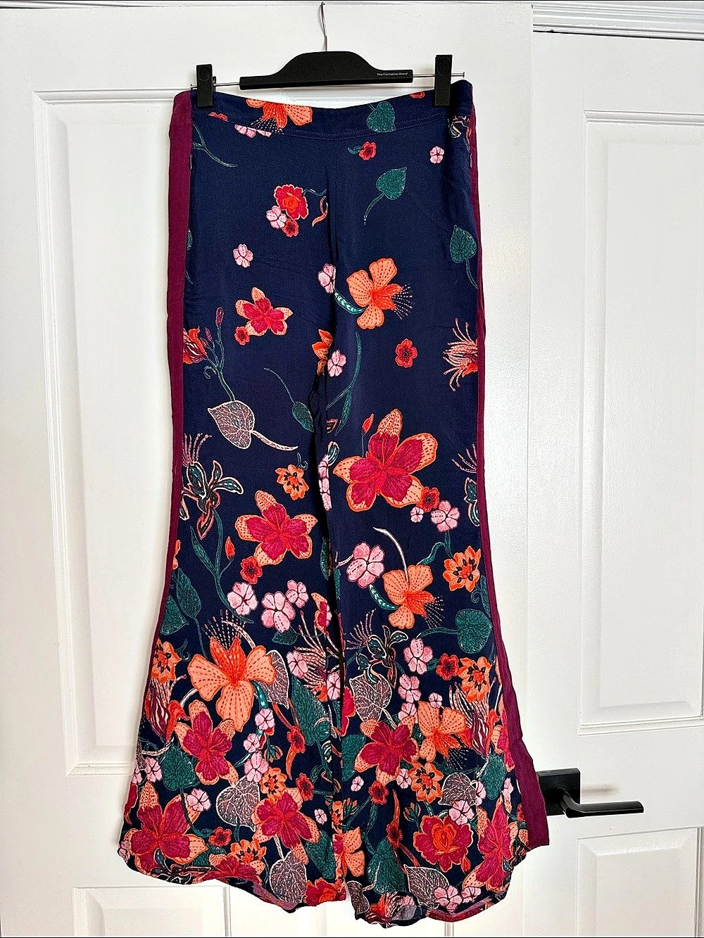 Floral Bell Bottom Blue & Pink Like New
